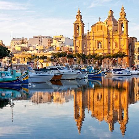 Centre Point Apartment Msida Exterior foto