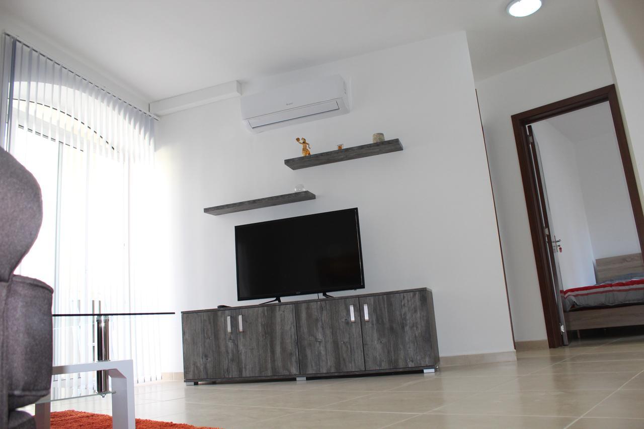 Centre Point Apartment Msida Exterior foto